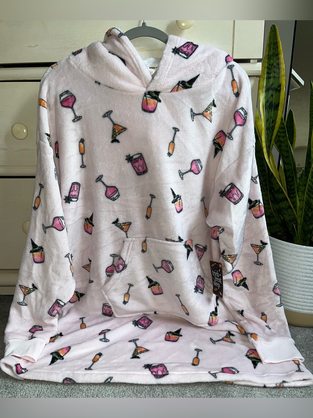 NWT Trick or Treat Sleep Halloween Oversized Hooded Lounger S/M